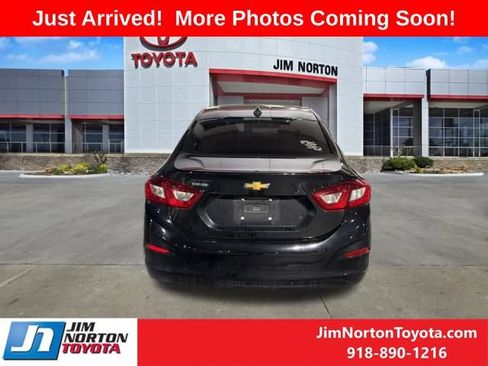 Used 2019 Chevrolet Cruze LS w/ LS Convenience Package image 6