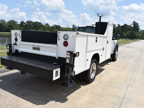 Used 2017 Ford F450 XL w/ Power Equipment Group AWD/4WD image 5