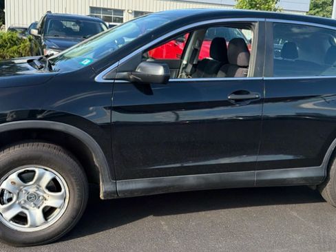 Used 2014 Honda CR-V LX image 2