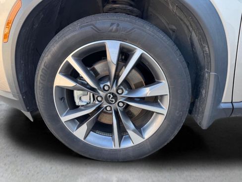 Used 2024 INFINITI QX60 Luxe w/ Cargo Package FWD image 3