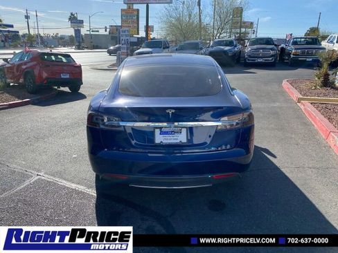 Used 2015 Tesla Model S 70D image 4
