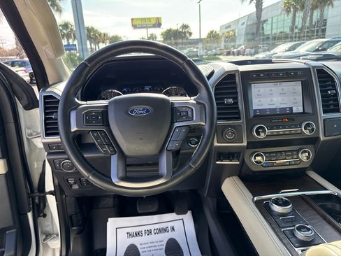 Certified 2020 Ford Expedition Platinum image 13