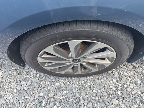Used 2015 Hyundai Sonata Sport w/ Option Group 04 FWD image 5