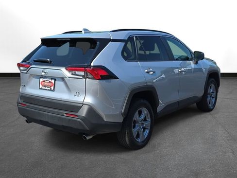 Certified 2025 Toyota RAV4 LE AWD/4WD image 5
