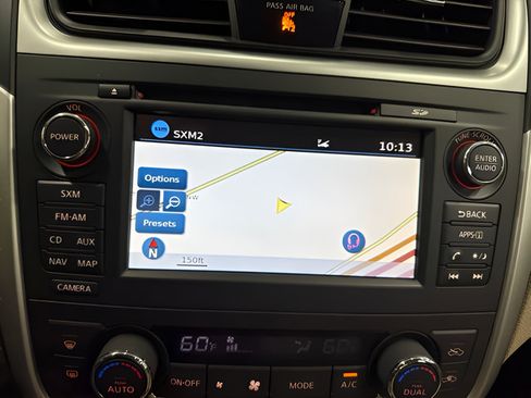 Used 2016 Nissan Altima 2.5 SL w/ 2.5 Technology Package FWD image 19