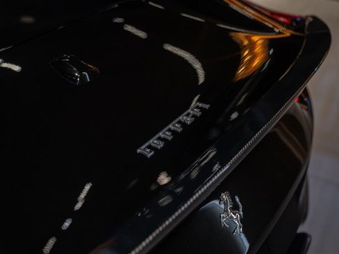 Used 2021 Ferrari 812 GTS RWD image 21