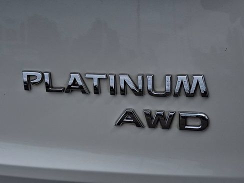 Used 2023 Nissan Rogue Platinum w/ Platinum Premium Package AWD/4WD image 31