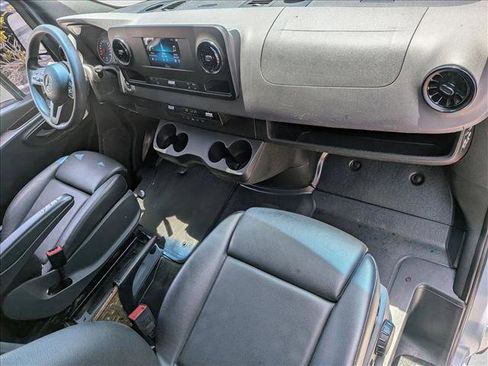 Used 2023 Mercedes-Benz Sprinter 2500 w/ Acoustic Package image 18