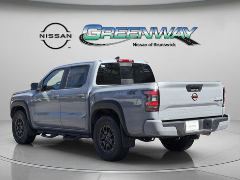 Used 2023 Nissan Frontier PRO-4X w/ Pro-4X Premium Package AWD/4WD image 5
