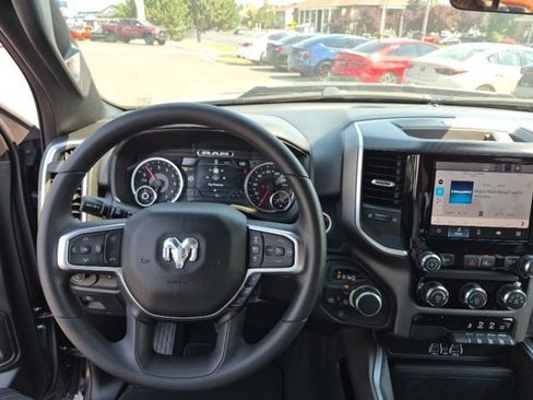 New 2026 RAM 1500 Express AWD/4WD image 31