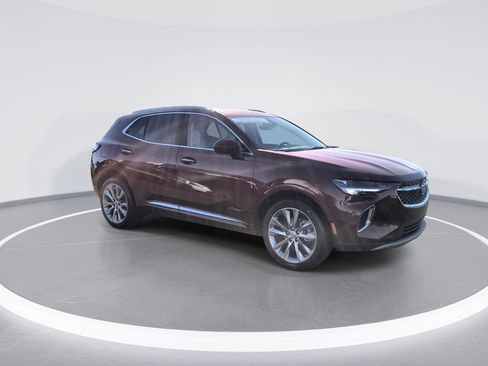 Used 2023 Buick Envision Avenir image 2