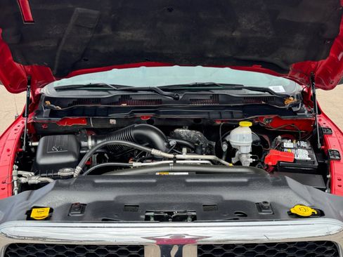 Used 2022 RAM 1500 Classic SLT w/ Electronics Group image 20