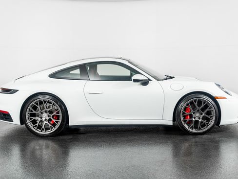 Used 2021 Porsche 911 Carrera 4S image 5