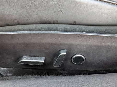 Used 2022 Tesla Model 3 Standard Range image 16