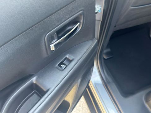 Used 2020 Mitsubishi Outlander SEL image 32