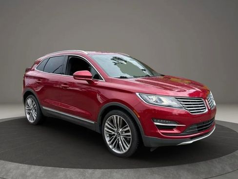 Used 2015 Lincoln MKC Sport Utility 4D w/ Equipment Group 102A Reserve image 1