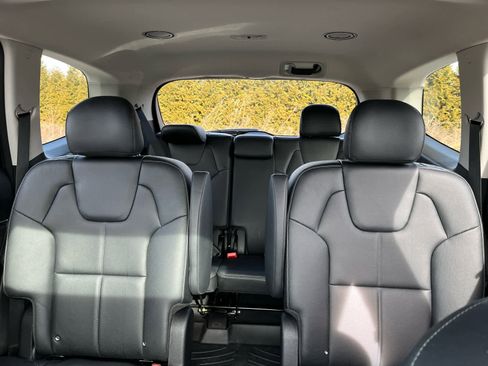 Used 2022 Kia Telluride EX w/ EX Premium Package image 21