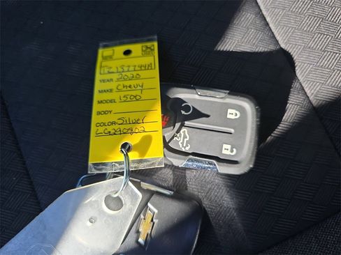 Used 2020 Chevrolet Silverado 1500 LT w/ Texas Edition image 36