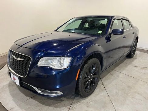Used 2016 Chrysler 300 Limited w/ Driver Convenience Group AWD/4WD image 3