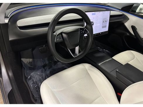 Used 2025 Tesla Model 3 Long Range image 19