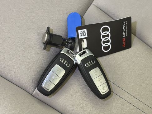 Certified 2023 Audi Q4 e-tron Premium w/ Convenience Package AWD/4WD image 24