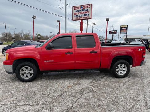 Used 2013 GMC Sierra 1500 SLE w/ Power Tech Package image 4
