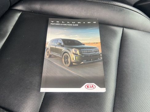 Used 2021 Kia Telluride LX image 26