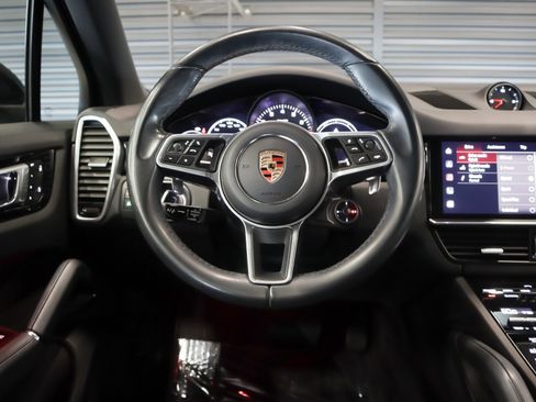 Certified 2023 Porsche Cayenne Platinum Edition AWD/4WD image 12