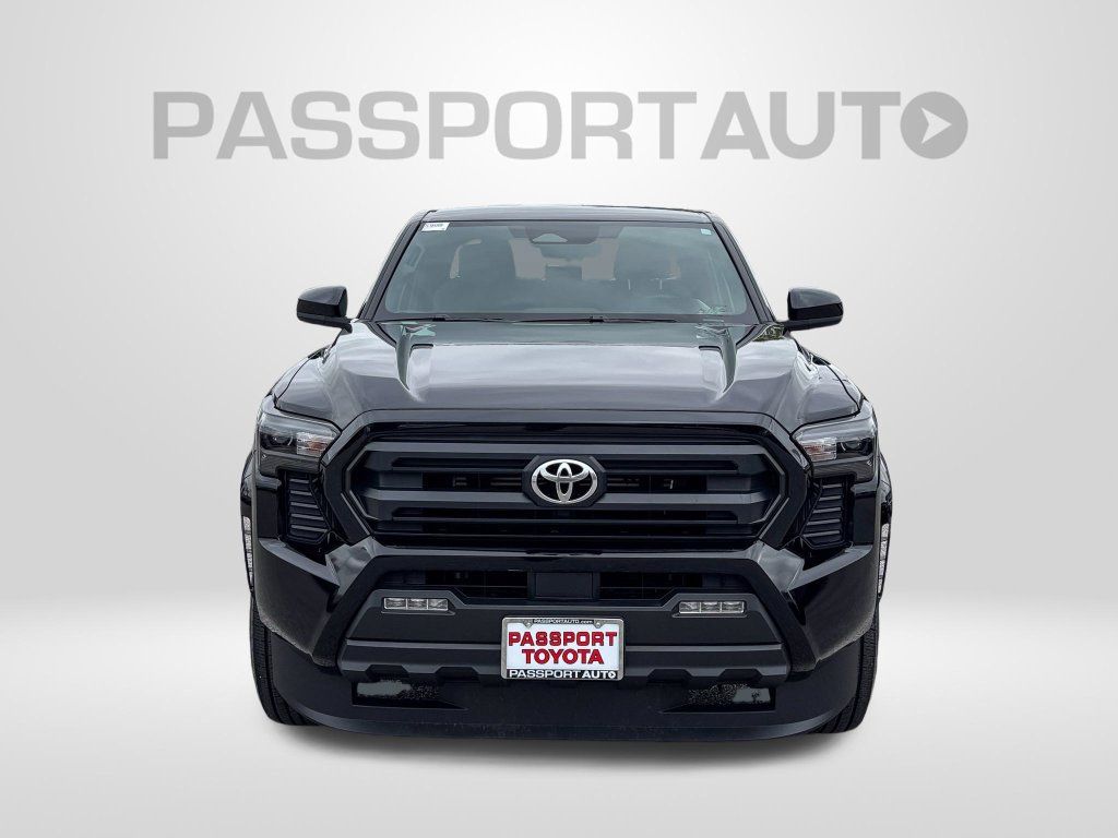 Certified 2025 Toyota Tacoma SR5 AWD/4WD image 12
