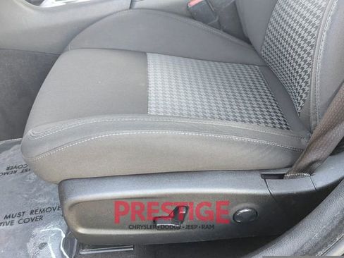 Used 2023 Dodge Charger GT image 25