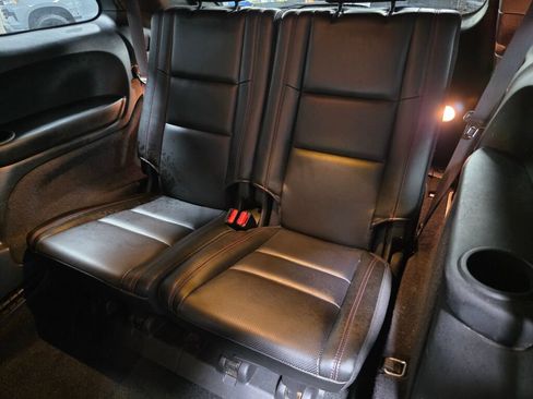 Used 2022 Dodge Durango R/T w/ Tow 'N Go Package AWD/4WD image 12