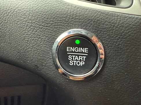 Certified 2024 Ford Edge SEL w/ Convenience Package image 16