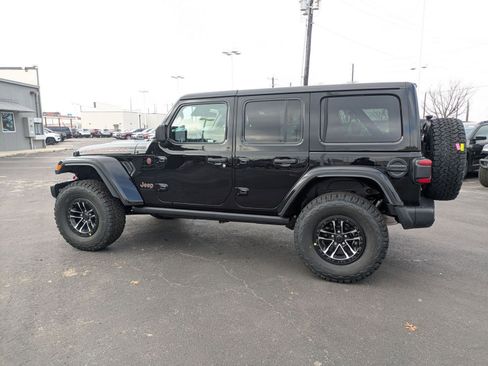 New 2026 Jeep Wrangler Unlimited Rubicon AWD/4WD image 2