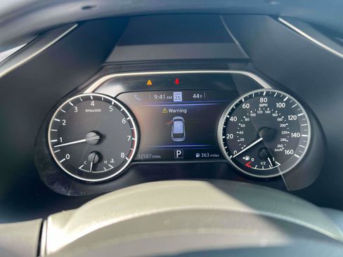 Used 2023 Nissan Murano Platinum w/ Cargo Package image 15