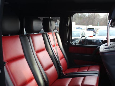 Used 2018 Mercedes-Benz G 63 AMG 4MATIC image 32