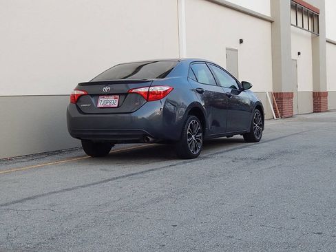 Used 2015 Toyota Corolla S image 3