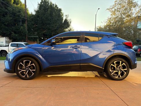 Used 2019 Toyota C-HR Limited image 7
