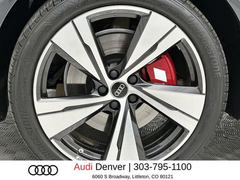 Used 2025 Audi SQ5 Prestige AWD/4WD image 10