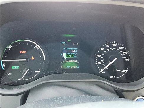 Used 2023 Toyota Sienna XLE image 8