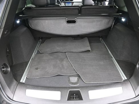 Used 2023 Cadillac XT5 Premium Luxury image 15