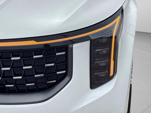 New 2026 Kia Carnival SX Prestige FWD image 31