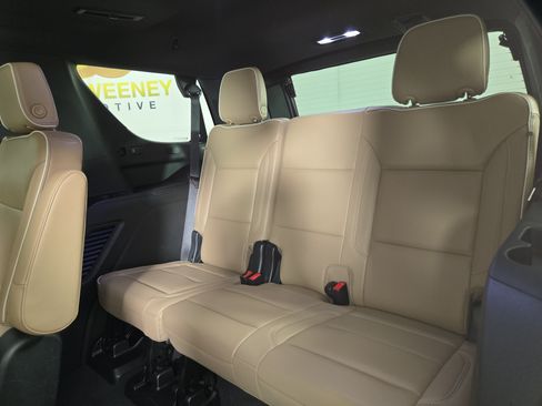 Certified 2023 Chevrolet Tahoe Premier AWD/4WD image 13