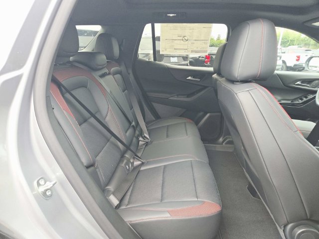 New 2027 Chevrolet Equinox RS FWD image 15