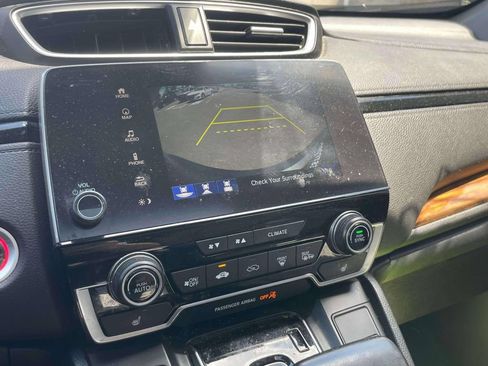 Used 2018 Honda CR-V Touring image 27