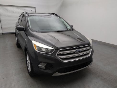 Used 2018 Ford Escape SE w/ SE Sync 3 Package image 14