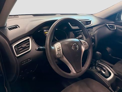 Used 2016 Nissan Rogue S image 12