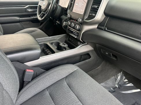 Used 2019 RAM 1500 Big Horn image 31