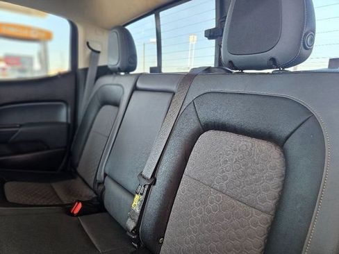 Used 2017 Chevrolet Colorado Z71 image 28