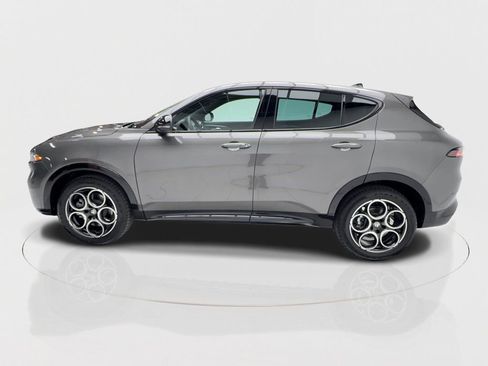 New 2025 Alfa Romeo Tonale w/ Premium Package AWD/4WD image 6