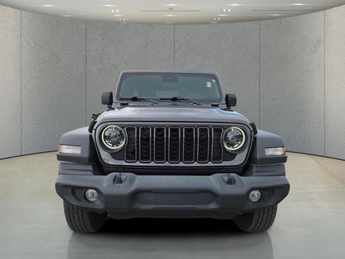 Used 2024 Jeep Wrangler Unlimited Sport AWD/4WD image 12